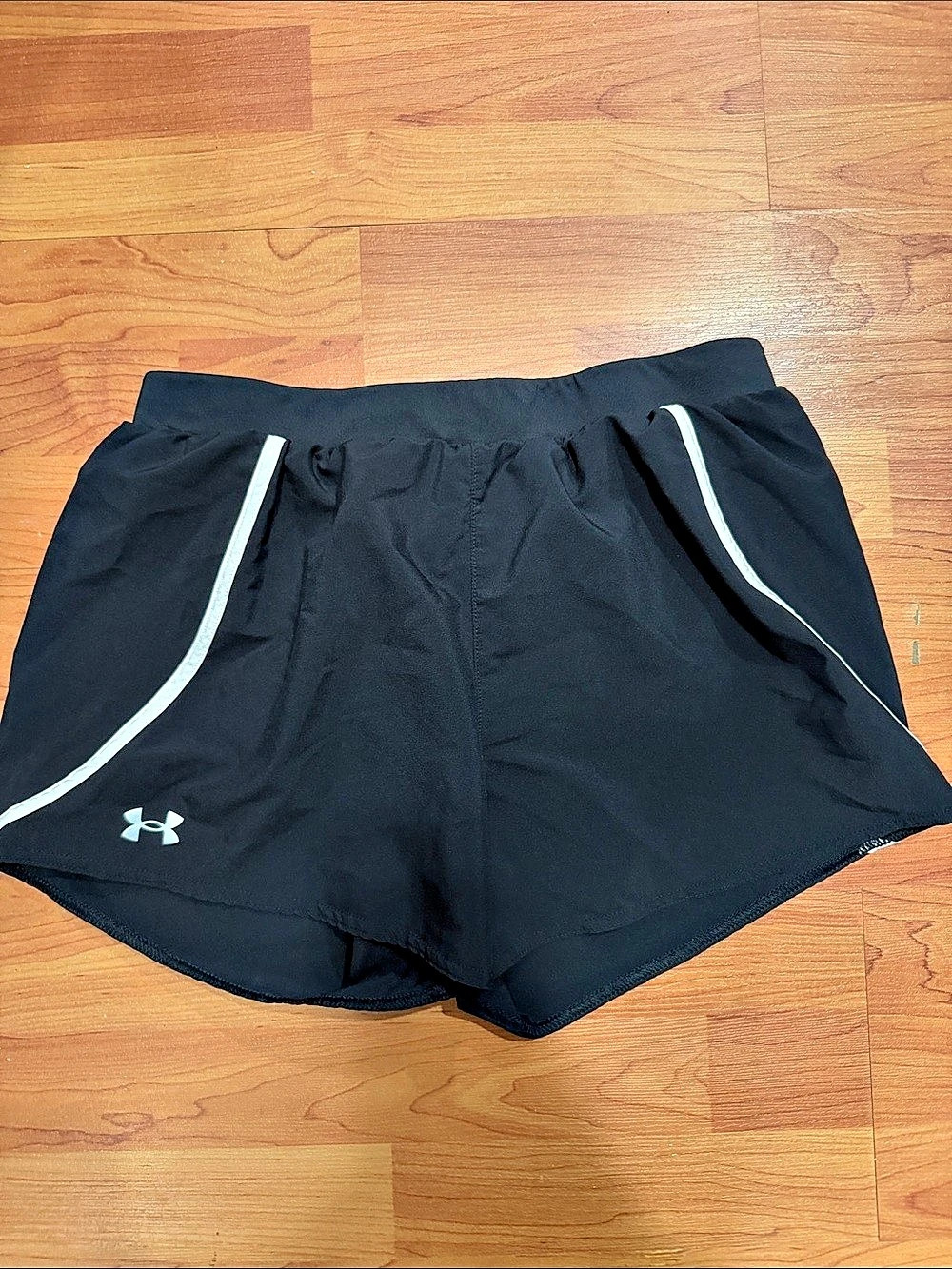 Under Armour Play Up Shorts Women's Athletic Black Medium Like New